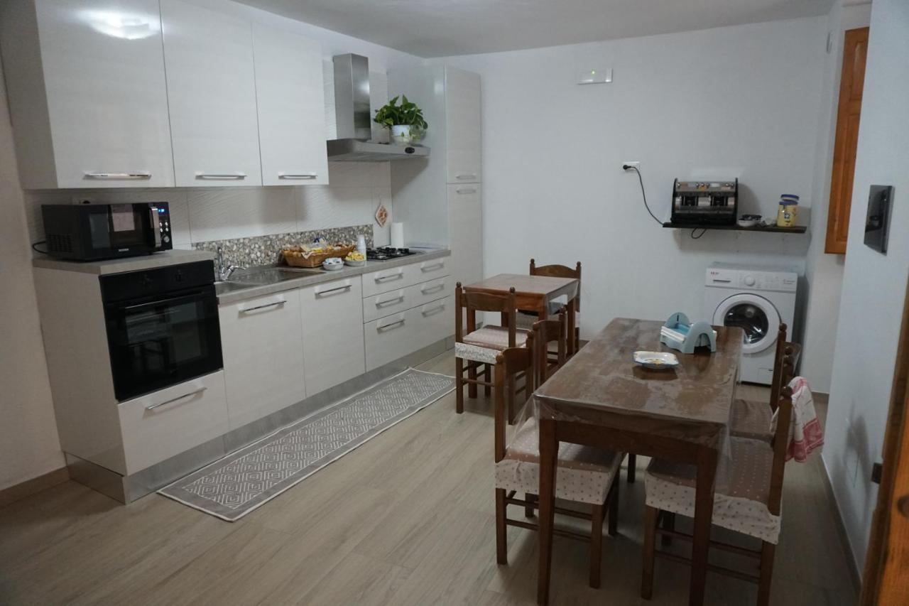 Casa Vacanze B&B Ondes Camerota Exteriör bild