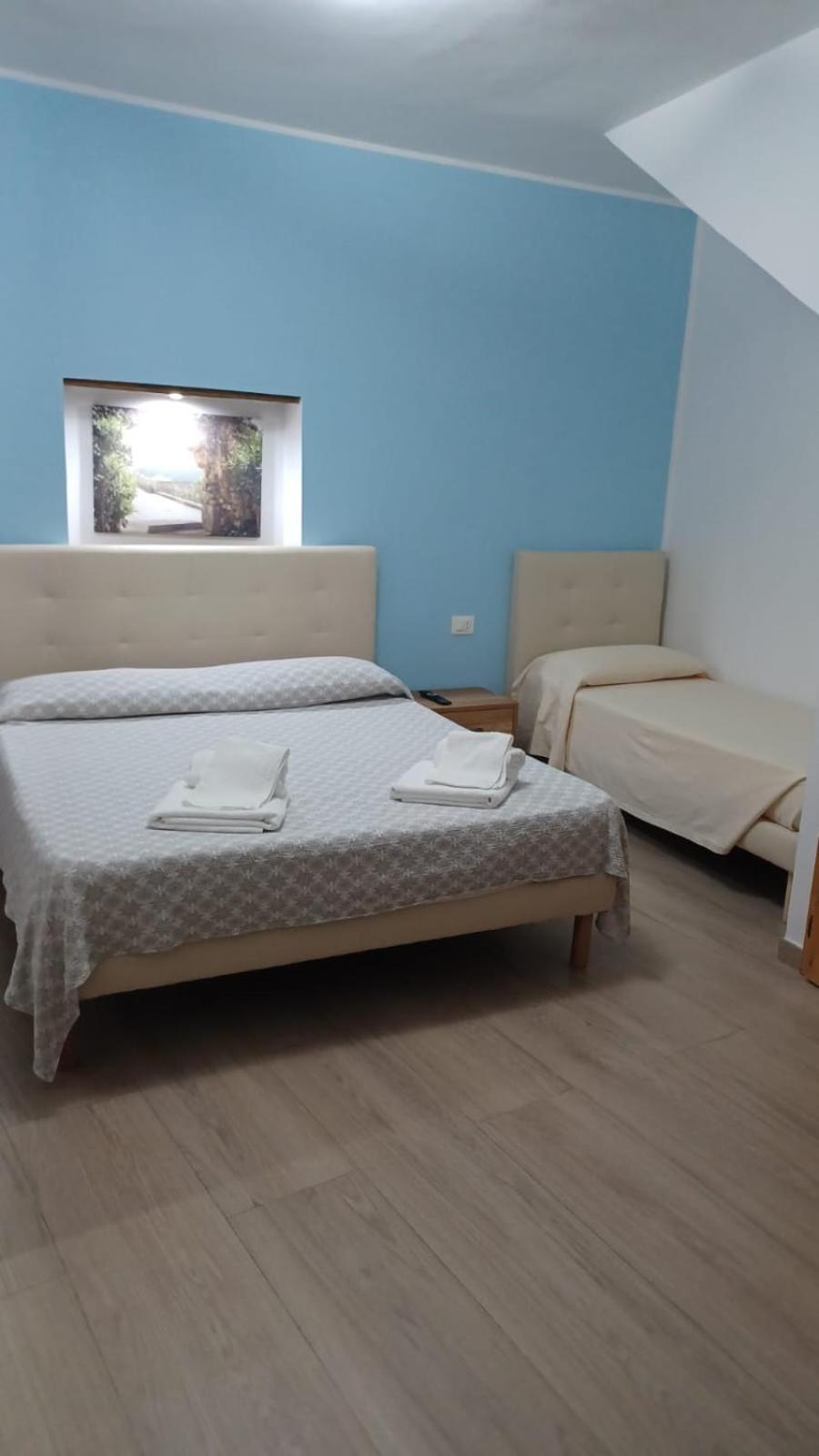 Casa Vacanze B&B Ondes Camerota Exteriör bild